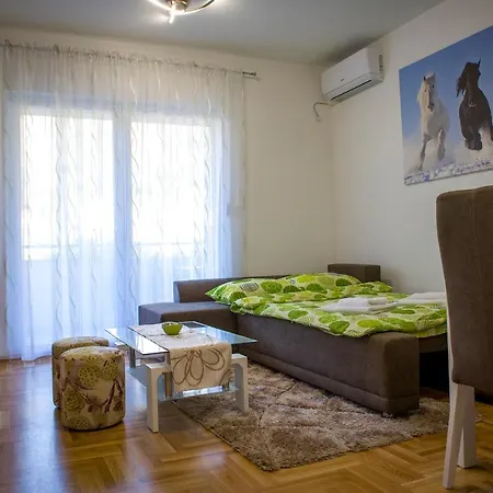 Dalija Apartman